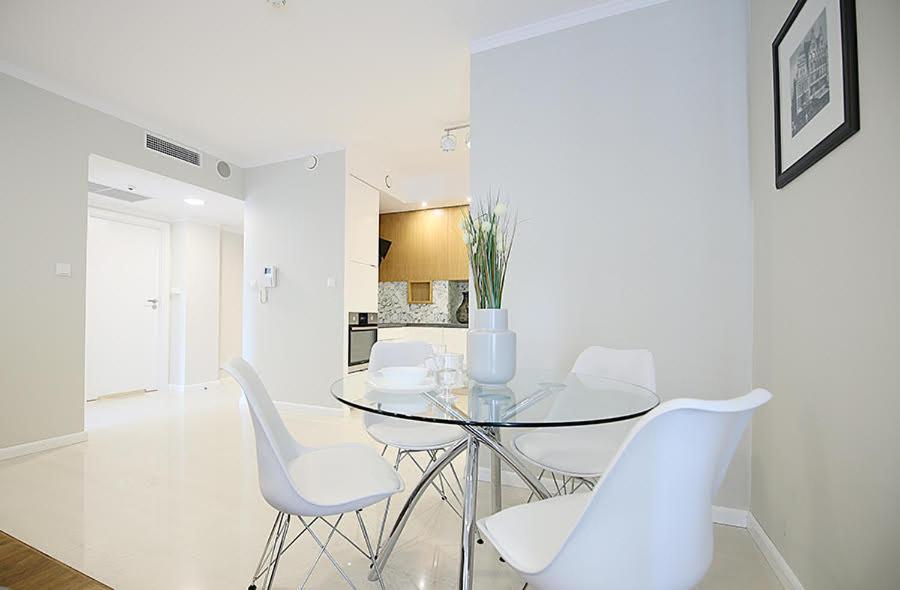 Nice Apartments Βρότσλαβ Εξωτερικό φωτογραφία