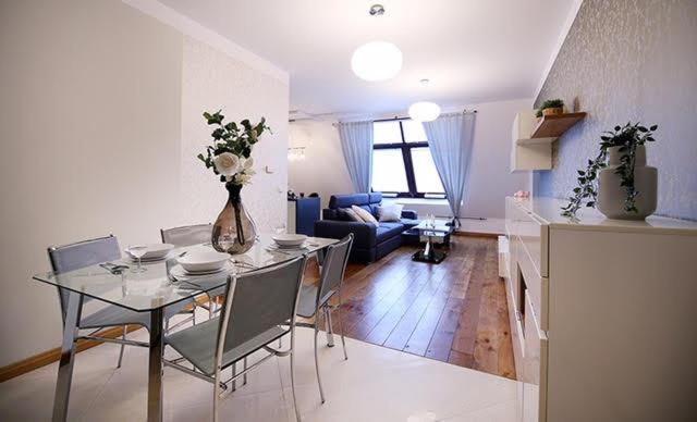 Nice Apartments Βρότσλαβ Εξωτερικό φωτογραφία