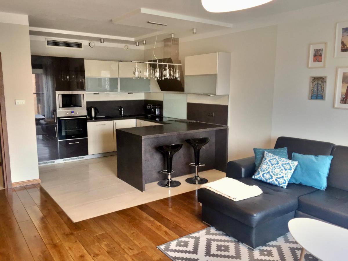 Nice Apartments Βρότσλαβ Εξωτερικό φωτογραφία