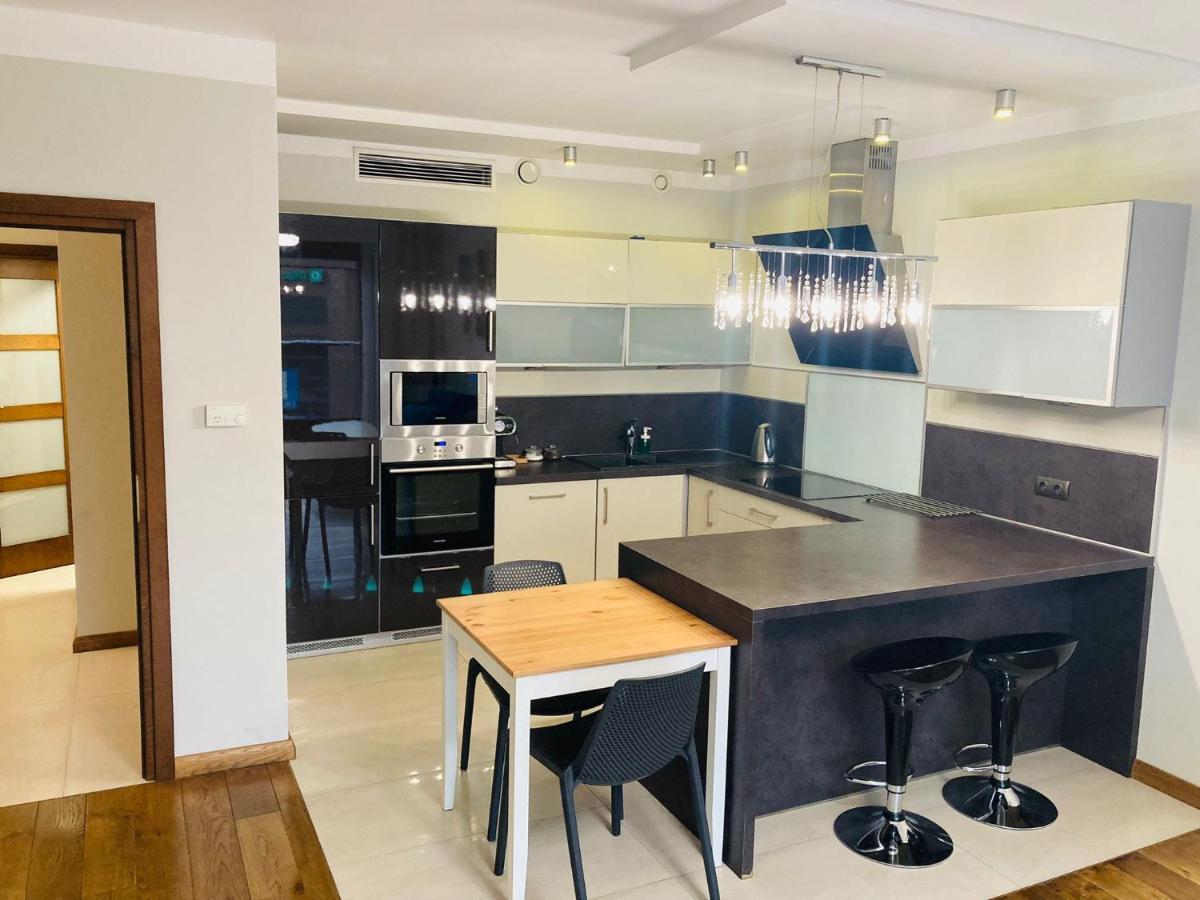 Nice Apartments Βρότσλαβ Εξωτερικό φωτογραφία